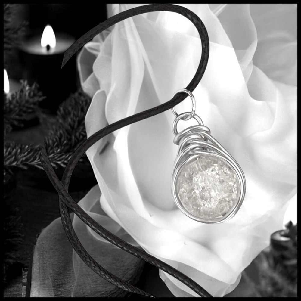 5 For $25💫Wrapped White Crackled Glass Bead Pendant